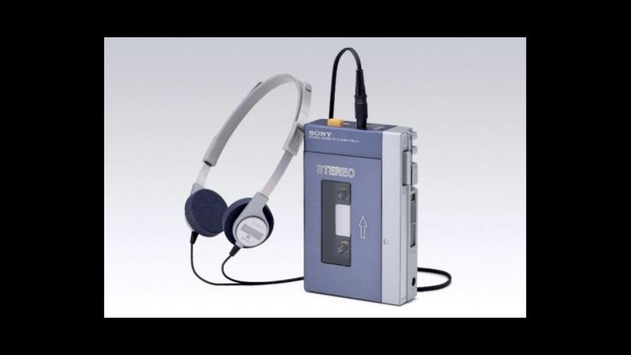 El walkman de Sony, ícono musical de los 80, cumple 30 años