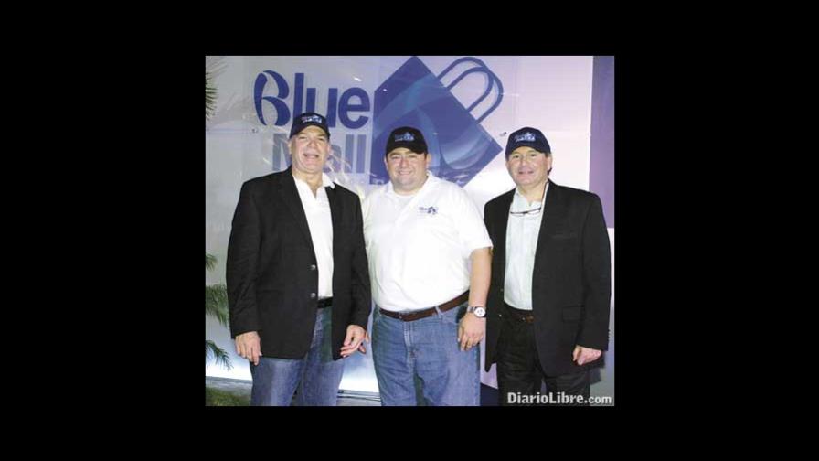 Blue Mall entrega los primeros locales