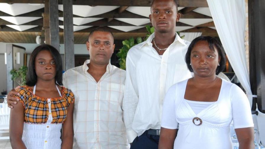 Por fin, Miguel Ángel Sanó firmó con Minnesota Por fin, Miguel Ángel Sanó firmó con Minnesota