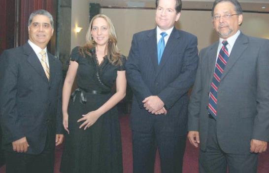 El Grupo Corripio inauguró su centro informativo Santiago