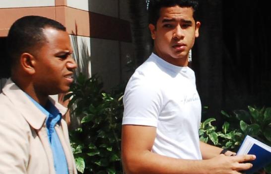 Hijo de Leonel Fernández inicia estudios de Derecho en la PUCMM