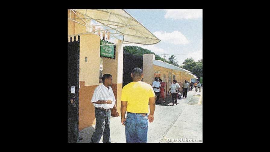 EEUU pide detener 49 personas estafan con promesas de visas