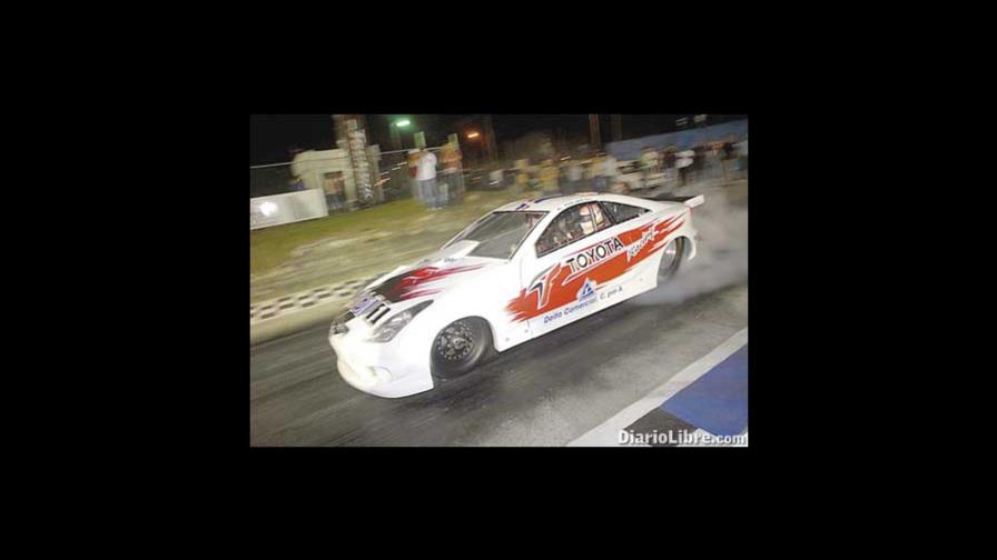 Cien pilotos, hoy, en calentón de dragueo