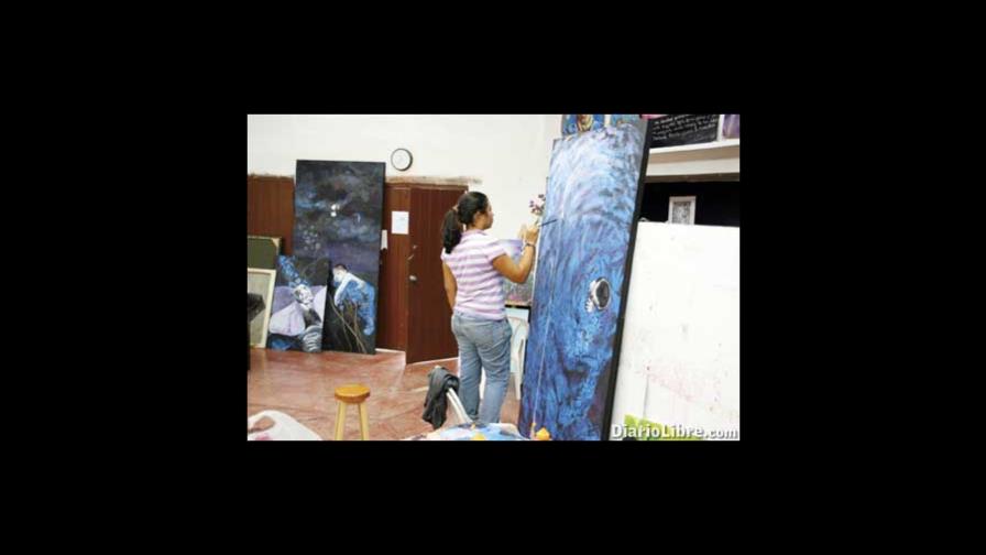 Gisselle Amparo gana beca para Parsons NY