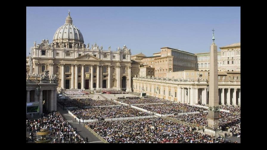 El Vaticano niega estudiar que curas reconozcan sus hijo
