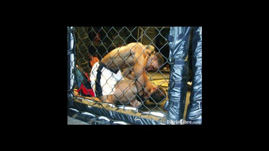 Tyler gana en Combate Xtremo