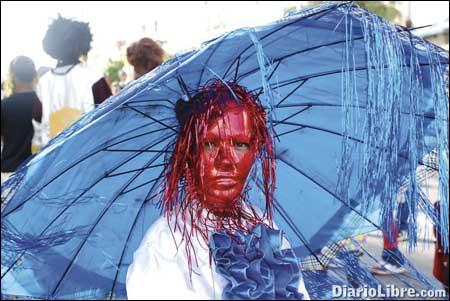 Comparsas tradicionales y populares - La tradición en un disfraz