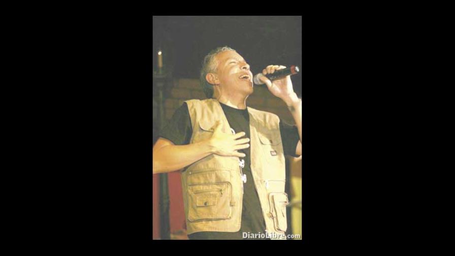 Marco Barrientos trae sus alabanzas a Cristo Marco Barrientos trae sus alabanzas a Cristo