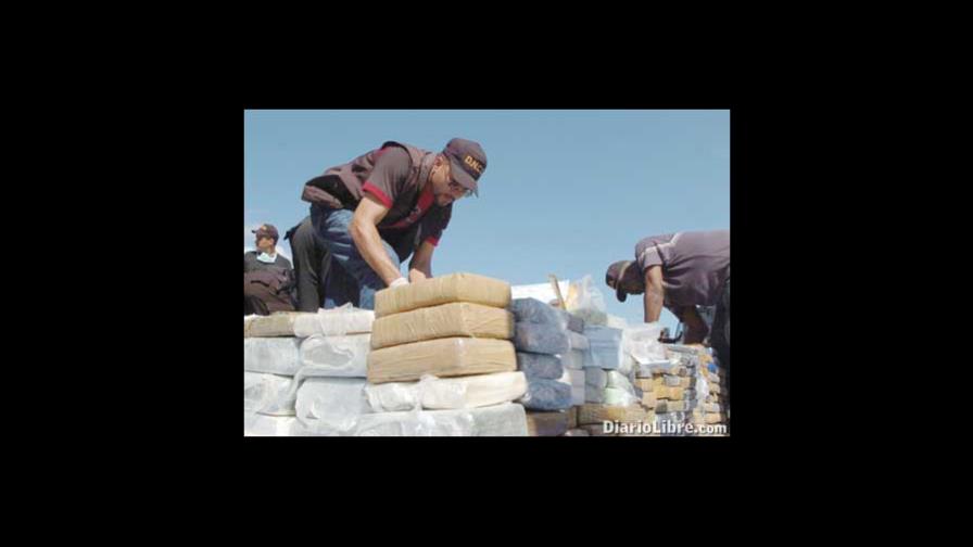 Un sistema satelital para control bombardeo de drogas en el Este