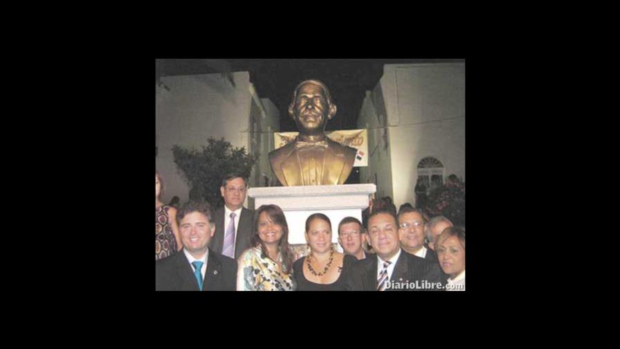 Juan Pablo Duarte convierte en hermanas a Moca y Vejer