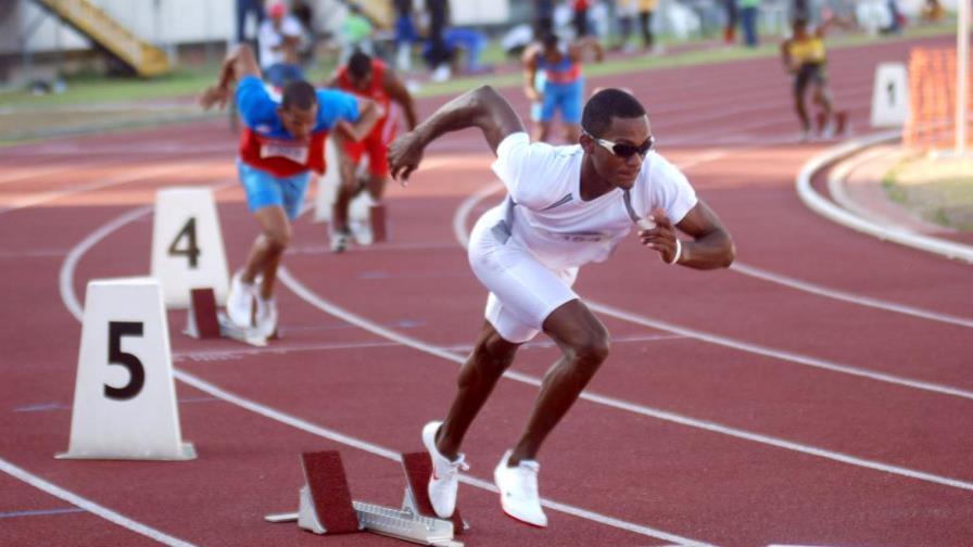 López impone nueva marca nacional decatlón