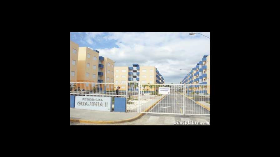Residentes en Guajimía reclaman apartementos