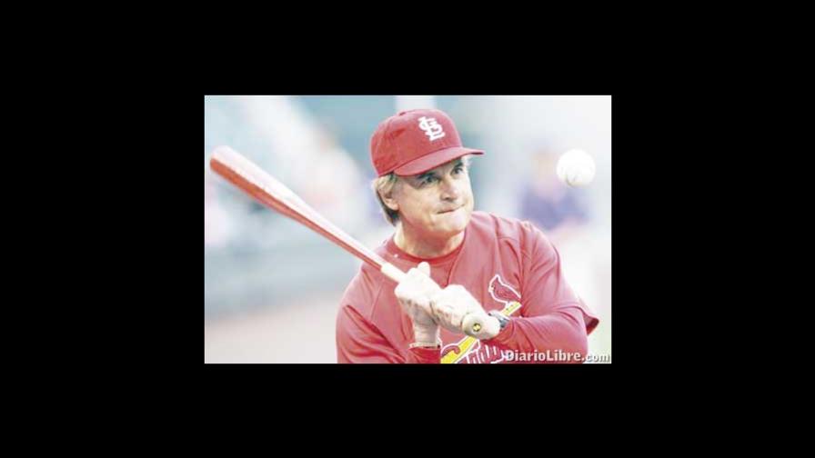 Tony La Russa demanda a red social Twitter