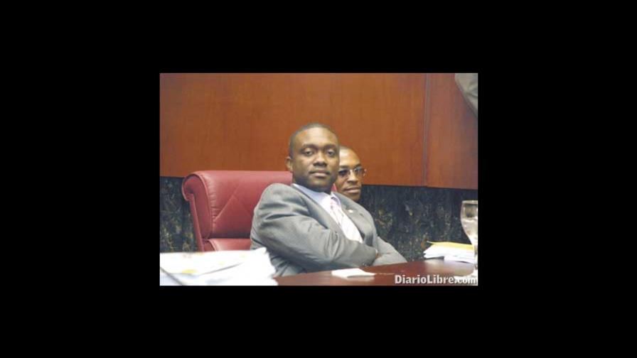 Williams admits he sent investigators