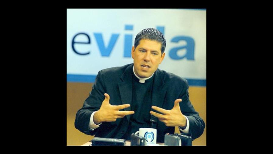 Padre Alberto confiesa pecado y pide perdón