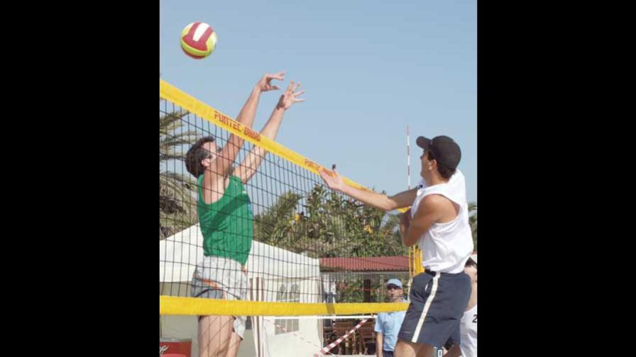 EEUU, Cuba, PR y RD, en Norceca de Playa EEUU, Cuba, PR y RD, en Norceca de Playa