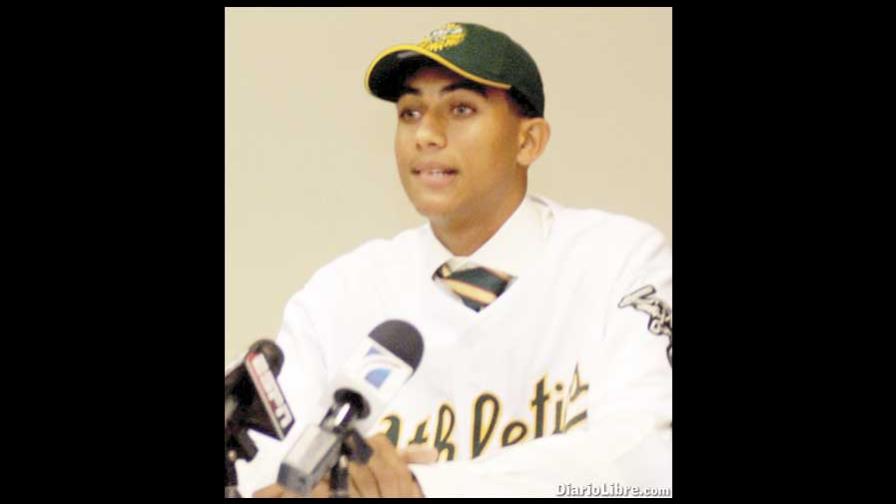 Michael Ynoa sufre una lesión en su codo derecho Michael Ynoa sufre una lesión en su codo derecho