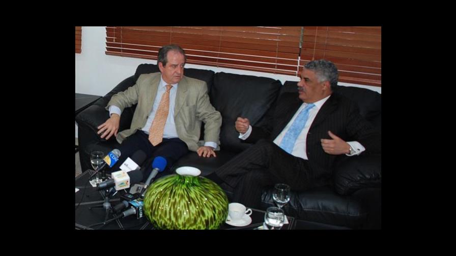 Miguel Vargas sostiene encuentro con Machinea