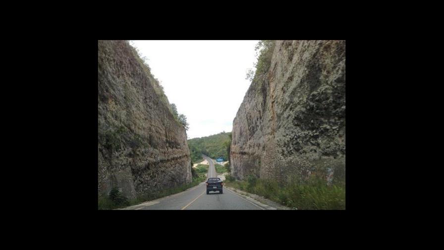 Barandas del puente en La Represa están deterioradas