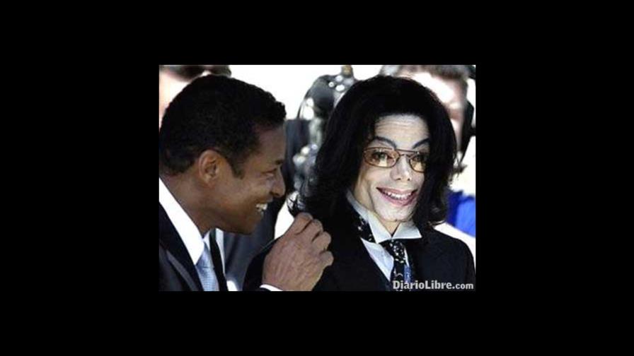 Completan autopsia de Michael Jackson