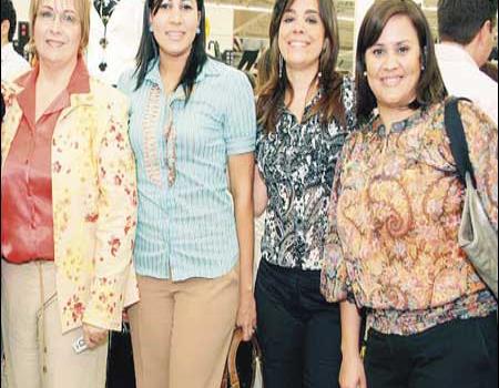 Jumbo presenta colección de Jenny Polanco