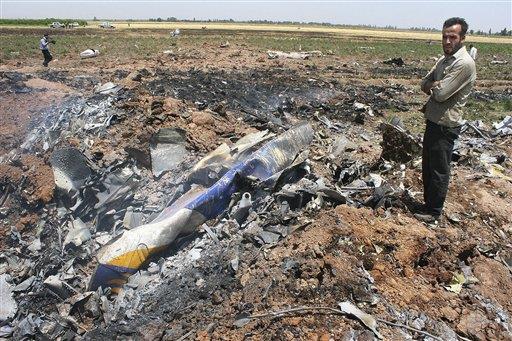Mueren 168 ocupantes de avión iraní accidentado hoy