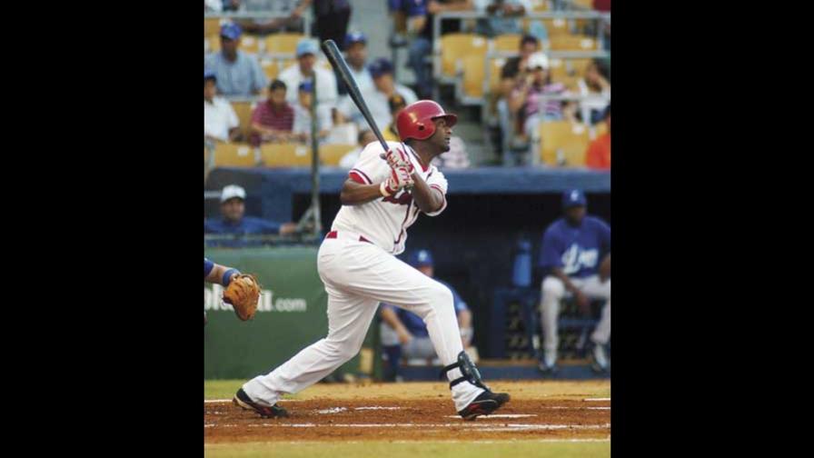 Tigres del Licey firman al veterano Juan Melo Tigres del Licey firman al veterano Juan Melo