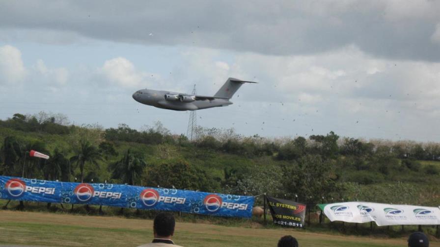 Cientos acuden a primeras jornadas del Jet Meet 2009