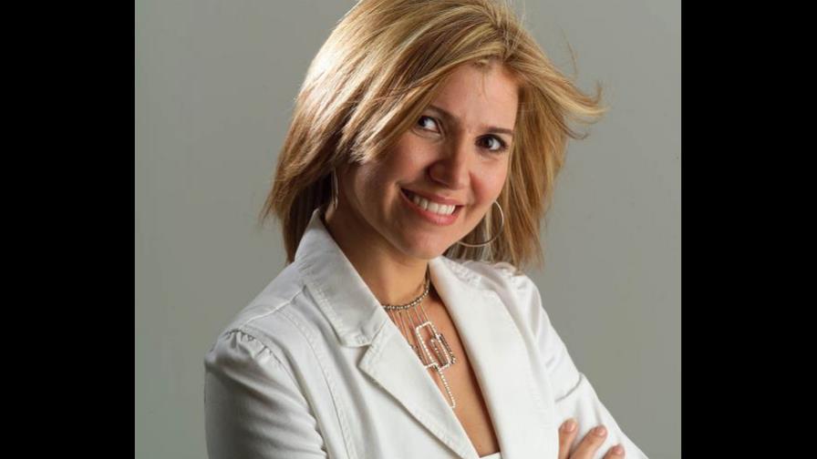 Otro escándalo en Miami por fotos de reconocida periodista desnuda