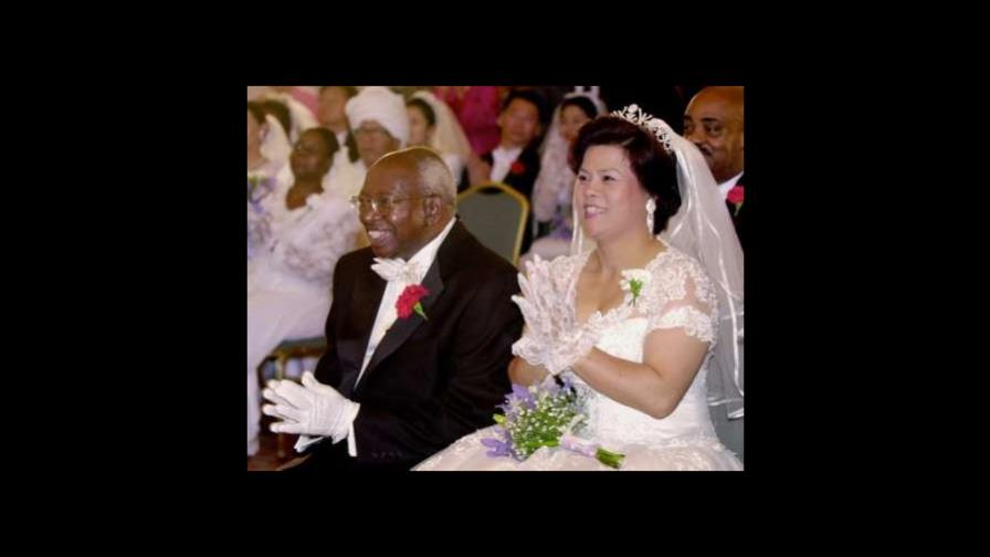 Exorcista Milingo acaba con paciencia del Papa, que lo reduce a laico