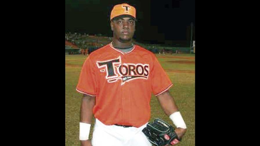 Villalona mató un joven