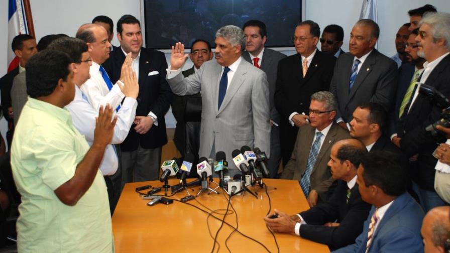 Vargas Maldonado juramenta varios dirigentes del PRSC