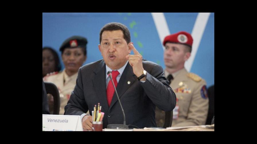 Chávez oficializa el lanzamiento del socialista Banco Bicentenario