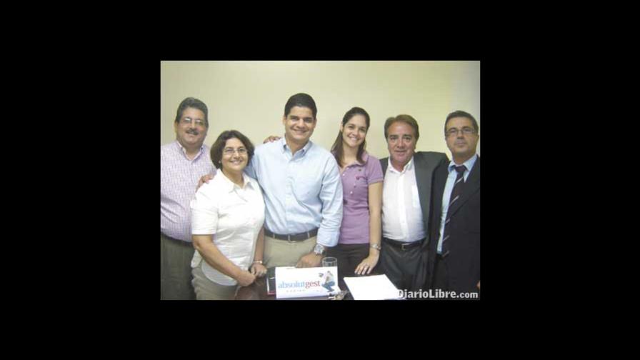 Firman acuerdo distribución para República Dominicana