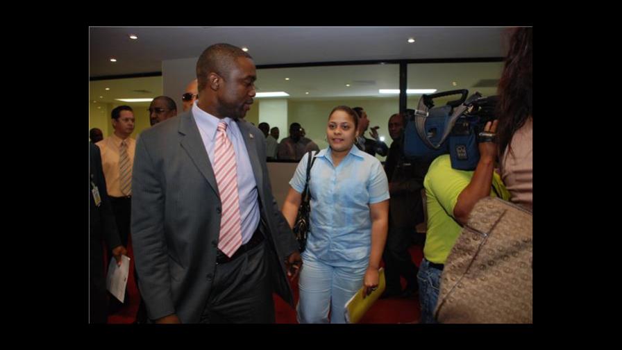 Juez dicta amparo contra senador Alejandro Williams