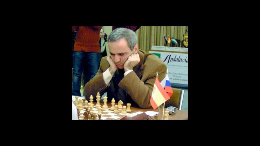 Kasparov y Karpov quieren devolver al ajedrez al lugar que merece