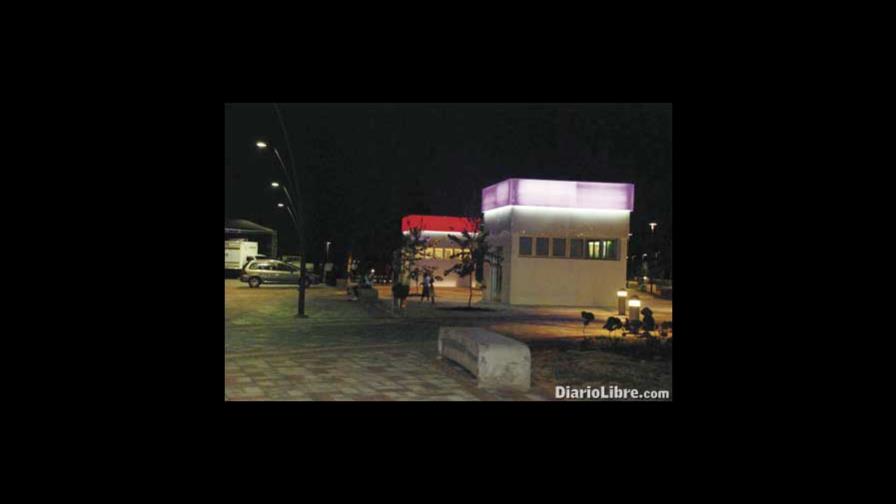 Inauguran plaza Juan Barón en el Malecón