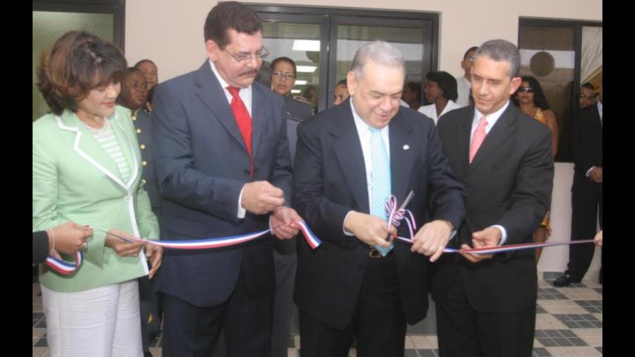 Inauguran moderno Centro Oncológico Integral y Especialidades