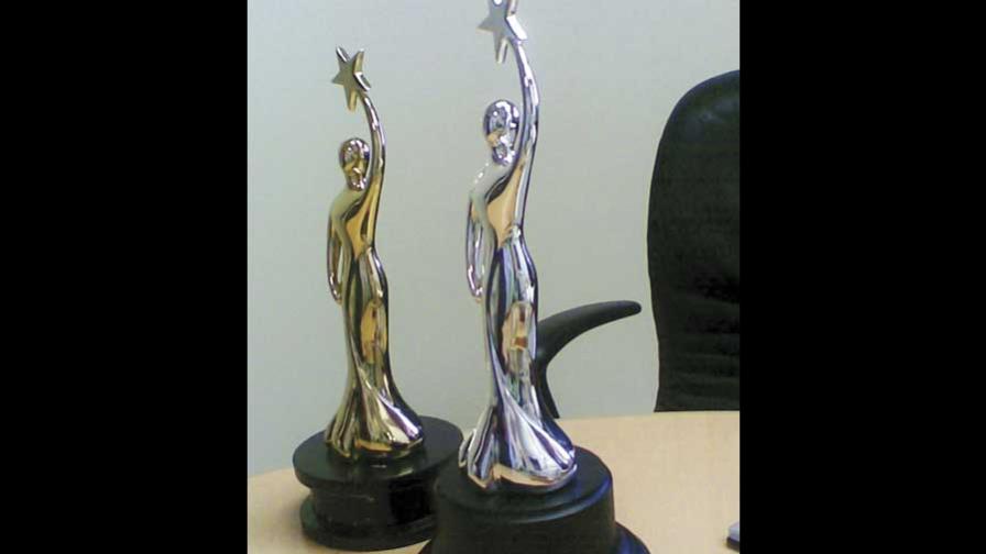 El Casandra con una nueva estatuilla en oro