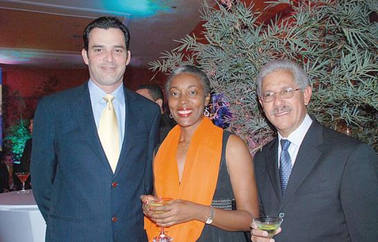 Loto Real presenta su Súper Loto al mercado