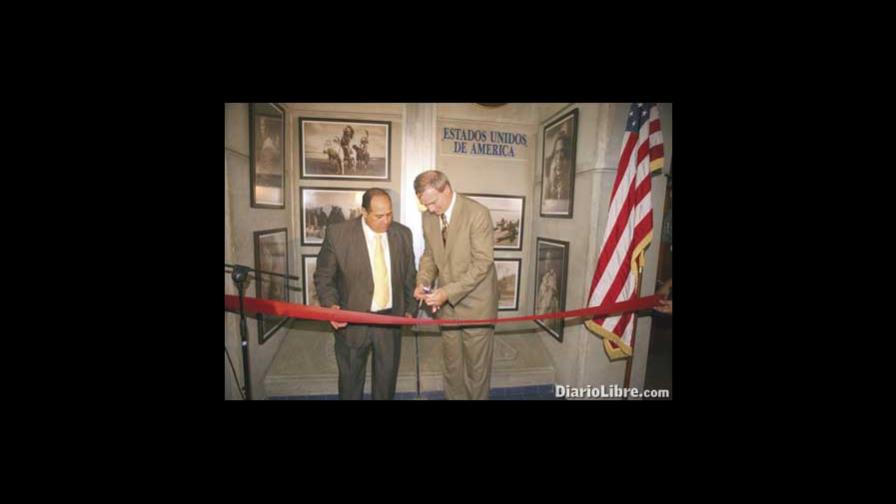 Embajada de EE.UU. inaugura exposición