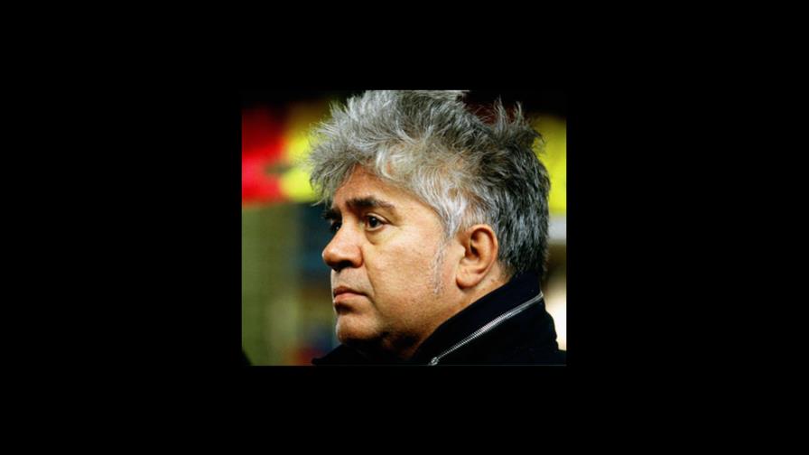 Almodóvar confiesa dejó la cocaína porque prefería seguir viviendo