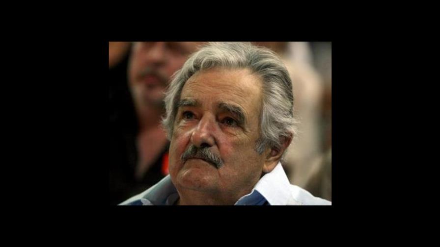 Mujica gana elecciones en Uruguay pero habrá segunda vuelta, según sondeos