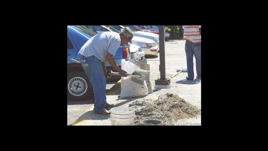 Precios de varilla y cemento bajan por guerra de ofertas