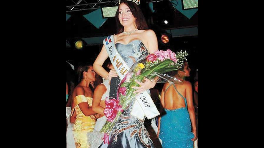 Karen Yapoort es la nueva Miss Ámbar 2009 Karen Yapoort es la nueva Miss Ámbar 2009