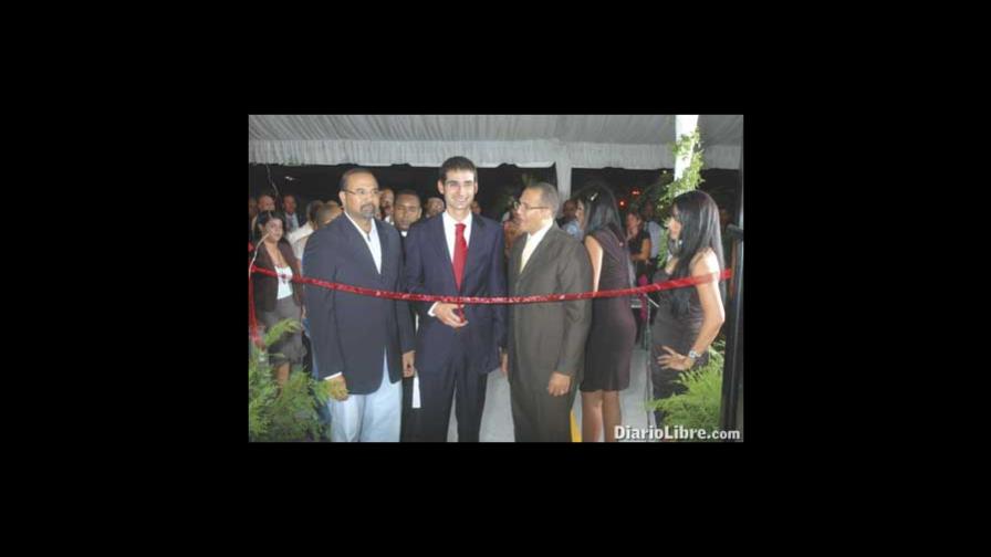 Empresa española abre sus puertas