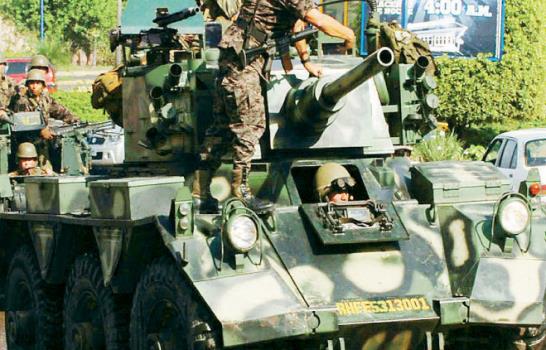 Dan golpe de estado a presidente de Honduras