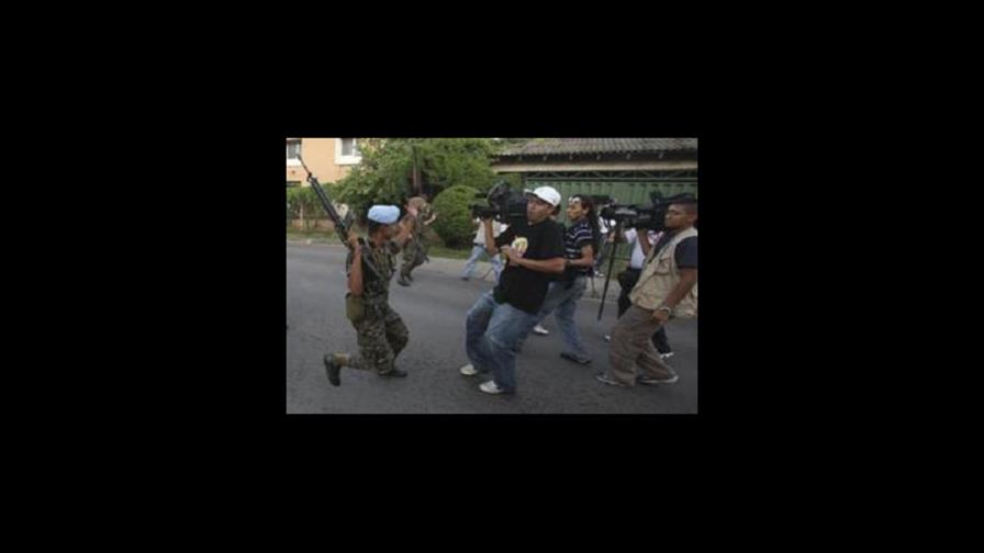 SIP condena atropellos contra medios y periodistas en Honduras