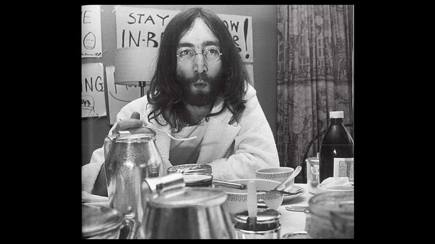 Antología de John Lennon incluirá grabaciones caseras inéditas