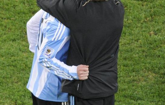 Alemania golea 4-0 a Argentina y la elimina Alemania golea 4-0 a Argentina y la elimina